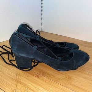 Suede lace up short black heel